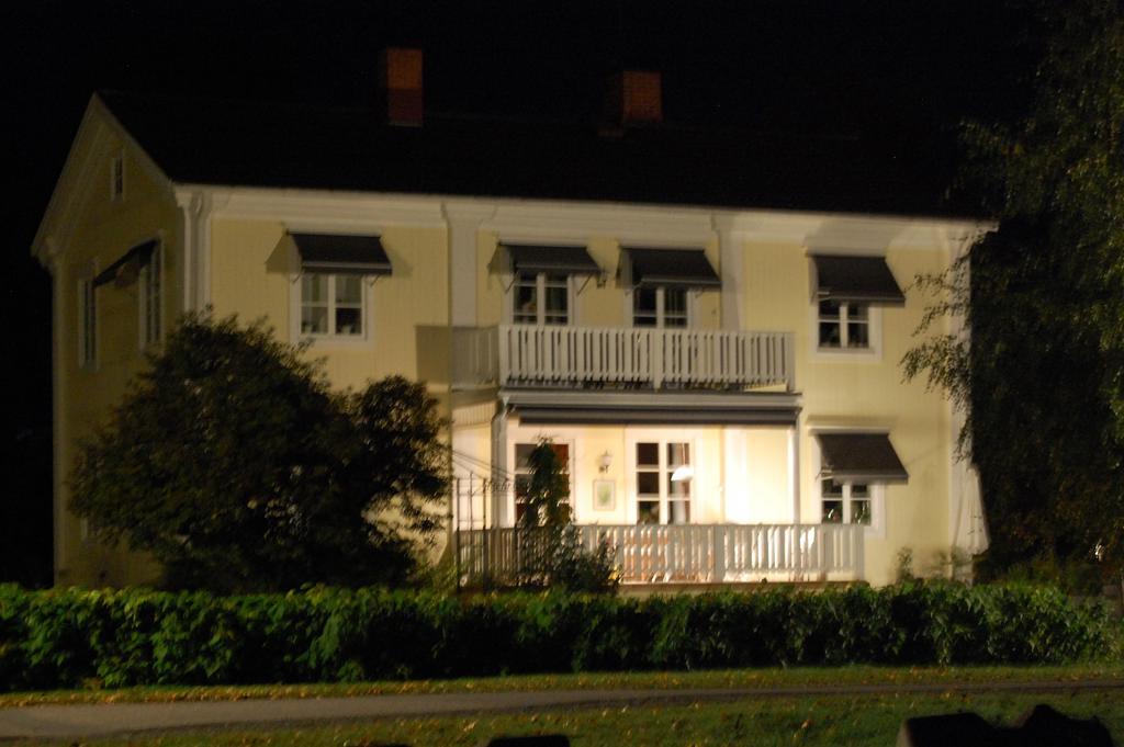 Brunnsgarden Bed & Breakfast Skellefteå Dış mekan fotoğraf