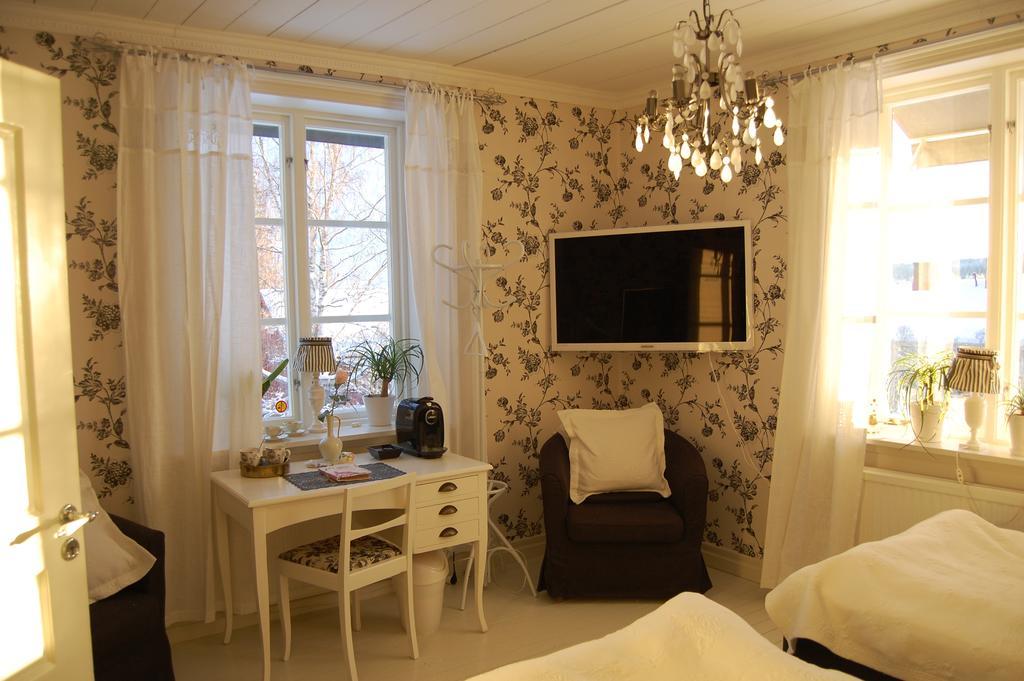 Brunnsgarden Bed & Breakfast Skellefteå Oda fotoğraf